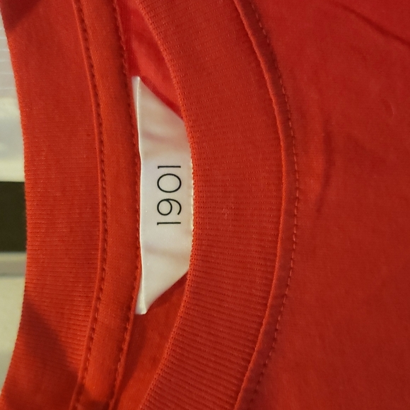 1901 By Nordstrom Christmas Holiday Graphic Print Nice-ish T-shirt Red - Picture 3 of 5